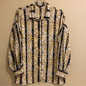 Women’s Love 83 Blouse Size 3XL Button Up Long Sleeve Chain Overall Pattern